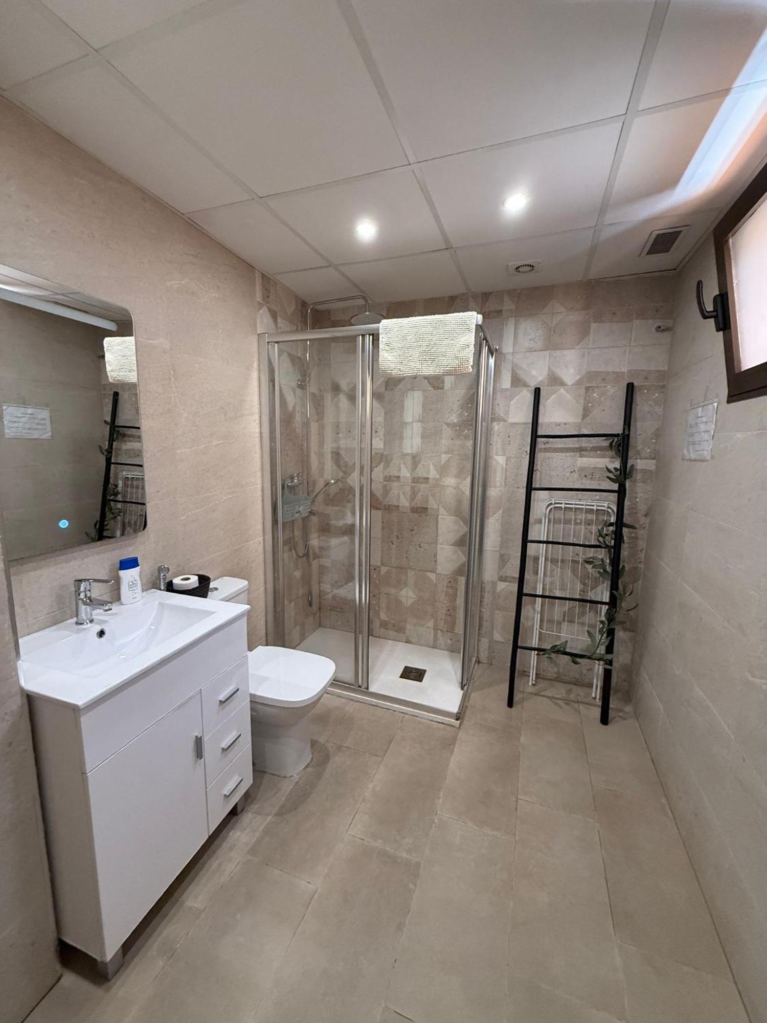 Ferienwohnung Ap Turist Velázquez Alicante Exterior foto