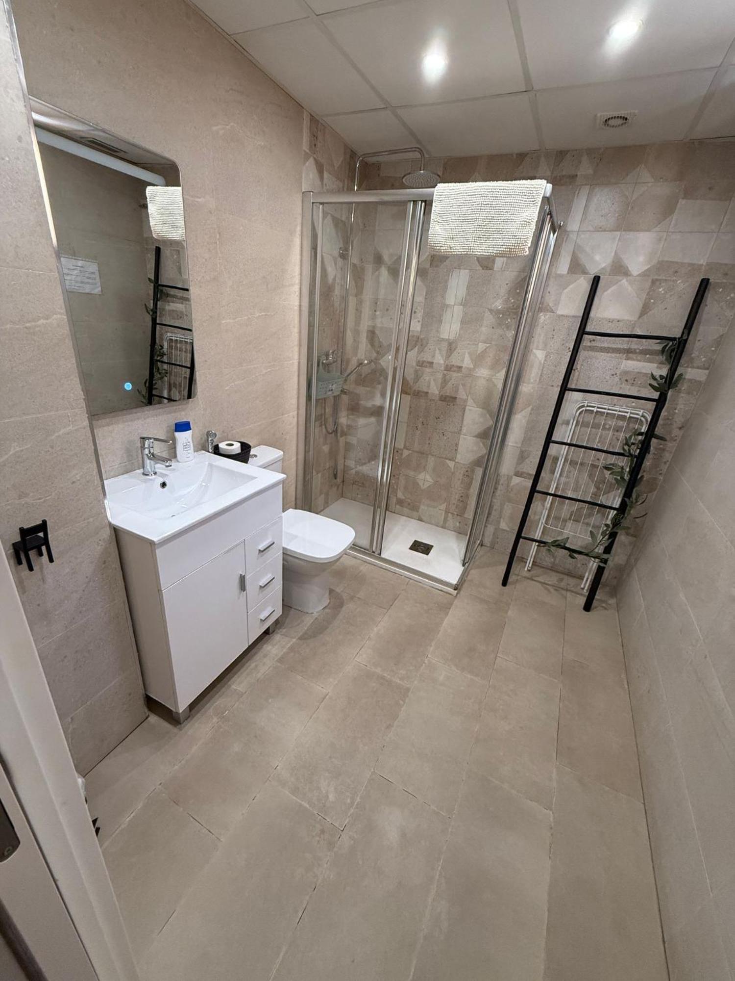 Ferienwohnung Ap Turist Velázquez Alicante Exterior foto